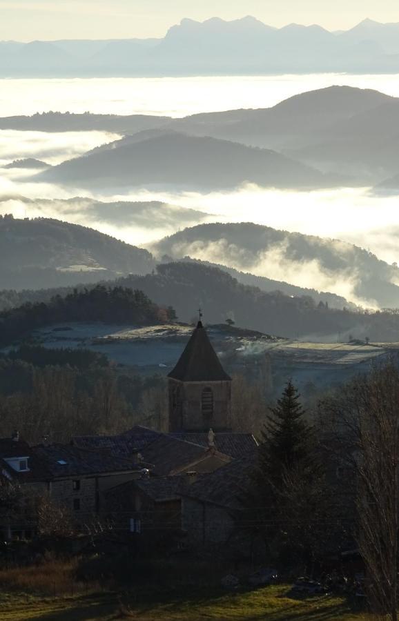 Gîte de Chapelèche Les Châtaigniers Gluiras Esterno foto