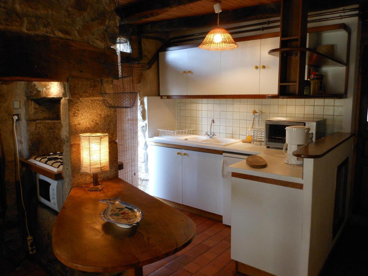 Gîte de Chapelèche Les Châtaigniers Gluiras Esterno foto